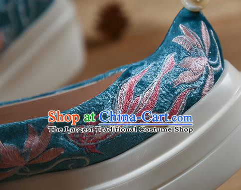 China Traditional Hanfu Platform Shoes Embroidered Lotus Fish Shoes Blue Velvet Shoes