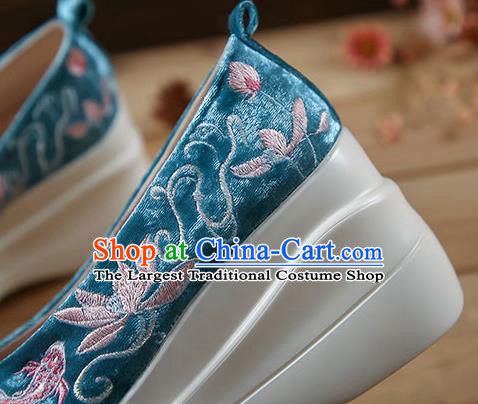 China Traditional Hanfu Platform Shoes Embroidered Lotus Fish Shoes Blue Velvet Shoes