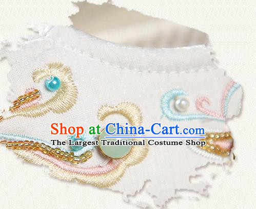 China Ancient Princess White Satin Shoes Traditional Hanfu Shoes Embroidered Beads Shoes