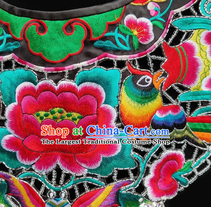China Traditional Miao Nationality Folk Dance Embroidered Tippet Sichuan Ethnic Minority Silver Tassel Shoulder