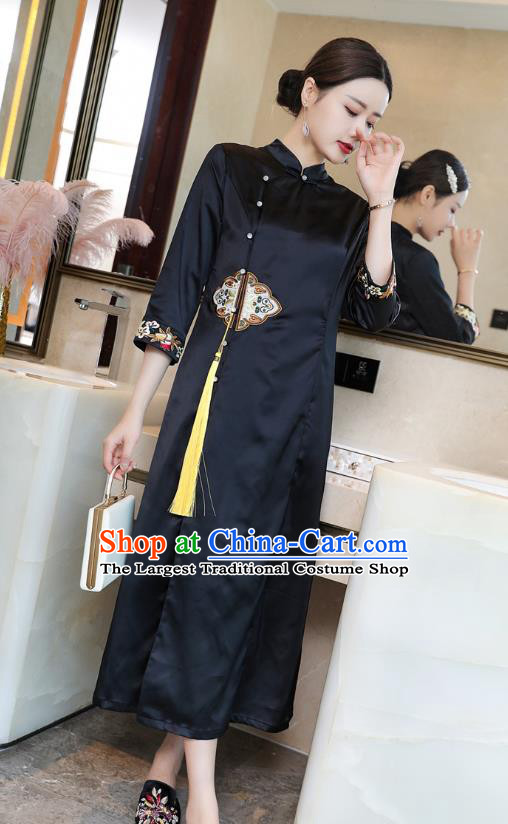 Chinese National Women Zen Clothing Classical Embroidered Navy Silk Qipao Dress Traditional Cheongsam