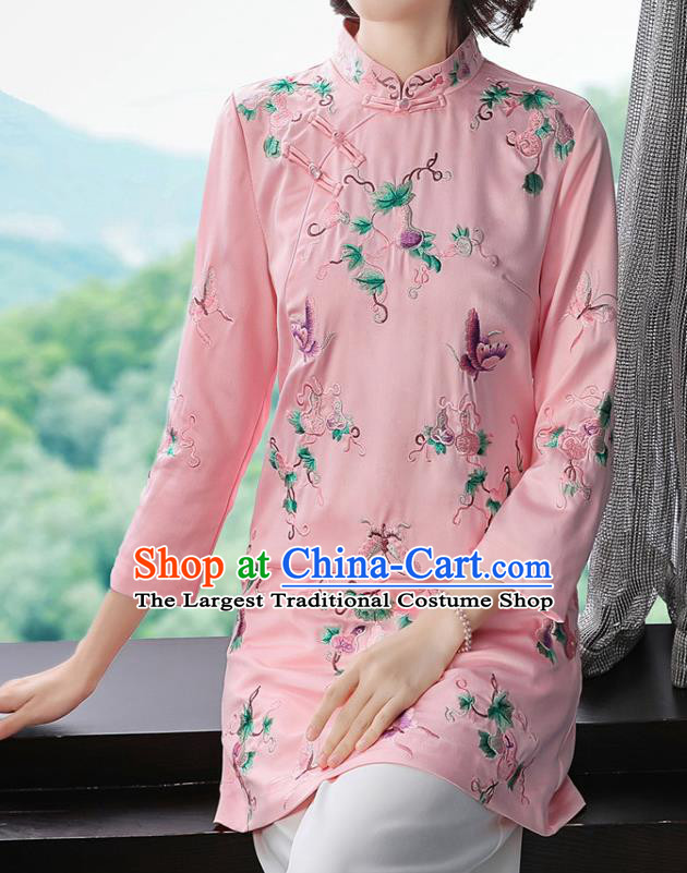 China Traditional Tang Suit Silk Coat Woman Embroidered Butterfly Pink Jacket