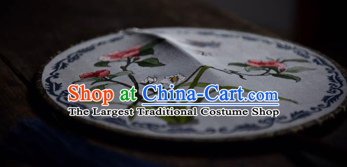 China Handmade Orchids Painting Pattern Palace Fan Traditional White Silk Fan Ancient Ming Dynasty Palace Lady Circular Fan