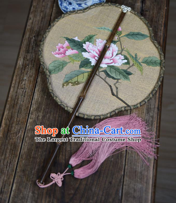 China Handmade Camellia Pattern Palace Fan Ancient Song Dynasty Princess Court Fan Traditional Light Yellow Silk Fan