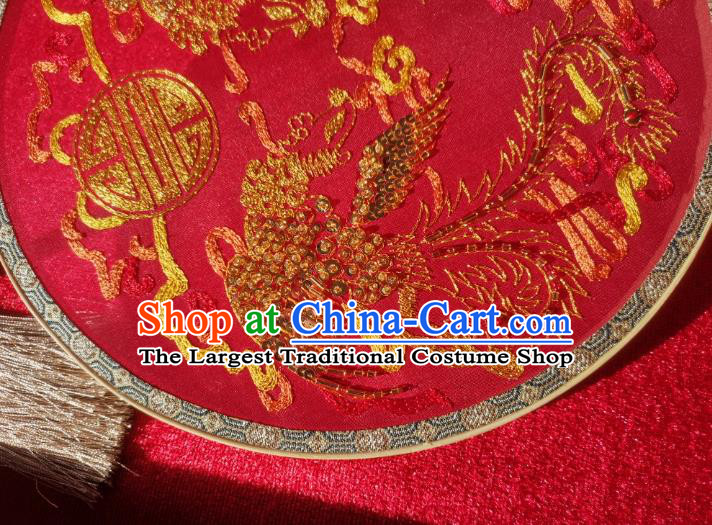 China Traditional Wedding Red Silk Fan Handmade Palace Fan Bride Embroidered Sequins Phoenix Circular Fan