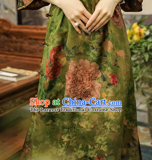 Asian Chinese Traditional Shanghai Woman Silk Qipao Dress Classical Green Gambiered Guangdong Gauze Cheongsam