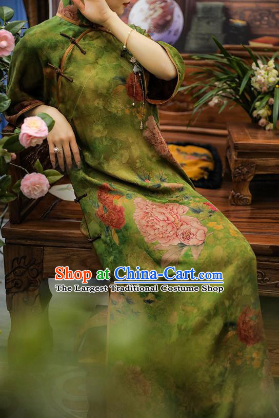 Asian Chinese Traditional Shanghai Woman Silk Qipao Dress Classical Green Gambiered Guangdong Gauze Cheongsam