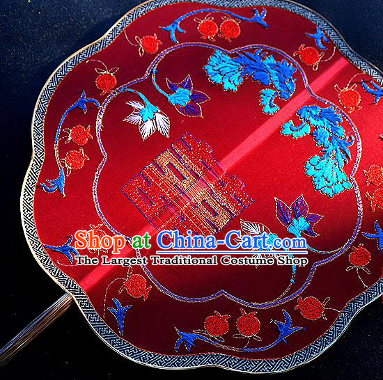 China Handmade Bride Palace Fan Traditional Dance Fan Wedding Red Silk Pomegranate Fan
