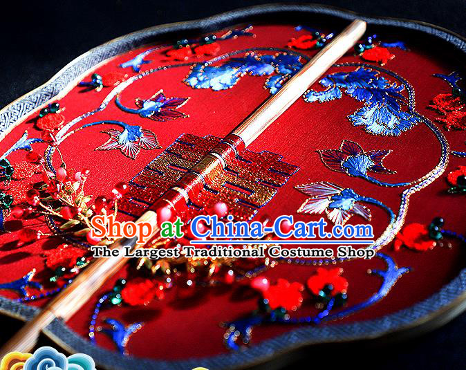 China Handmade Bride Palace Fan Traditional Dance Fan Wedding Red Silk Pomegranate Fan
