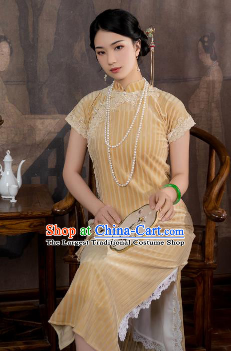China National Shanghai Beauty Qipao Dress Clothing Traditional Young Lady Light Yellow Velvet Cheongsam