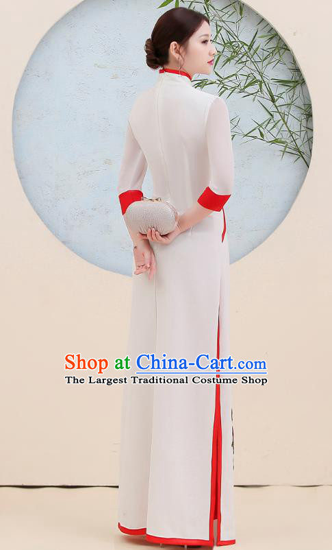 China Woman Classical Dance Qipao Dress Embroidery Red Flowers Cheongsam Stage Show Clothing