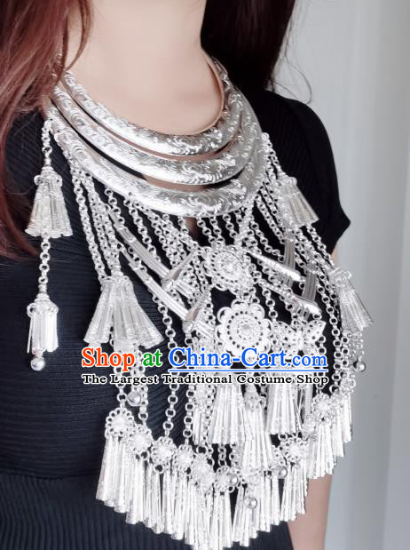China Miao Nationality Silver Necklace Accessories Traditional Guizhou Ethnic Necklet Jewelry
