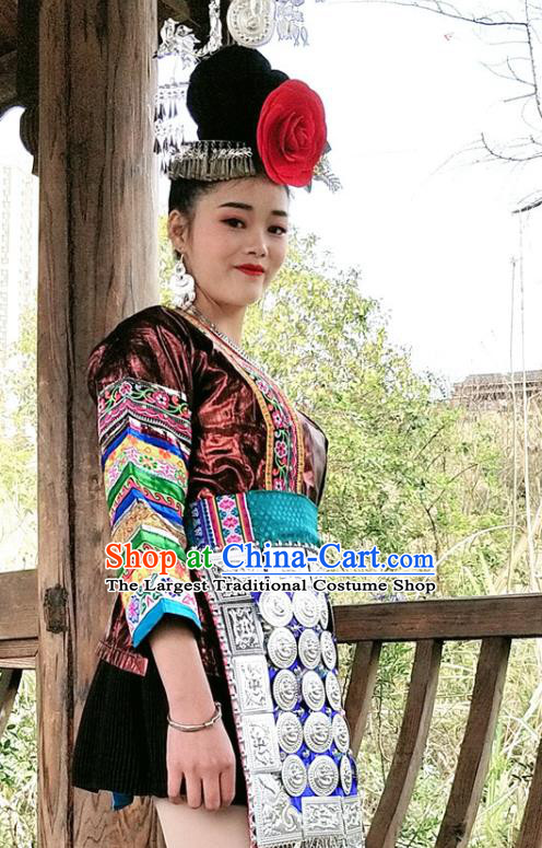 Chinese Dong Ethnic Woman Stage Performance Costumes Traditional National Minority Folk Dance Clothing