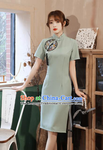 Chinese Classical Qipao Dress Traditional Young Girl Light Green Cheongsam