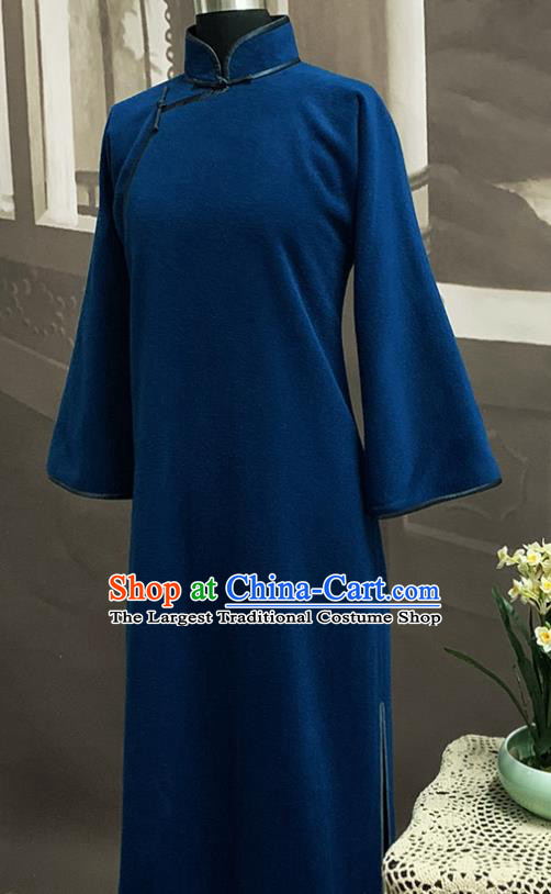 Republic of China Civilian Woman Cheongsam Traditional Wide Sleeve Blue Woolen Qipao Dress Costume