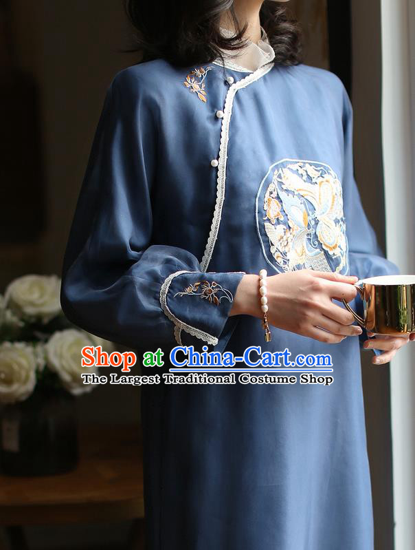China Embroidered Navy Silk Cheongsam Costume Traditional Stage Performance Qipao Dress