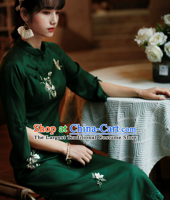 China Modern Deep Green Cheongsam Costume Traditional Young Lady Embroidered Qipao Dress