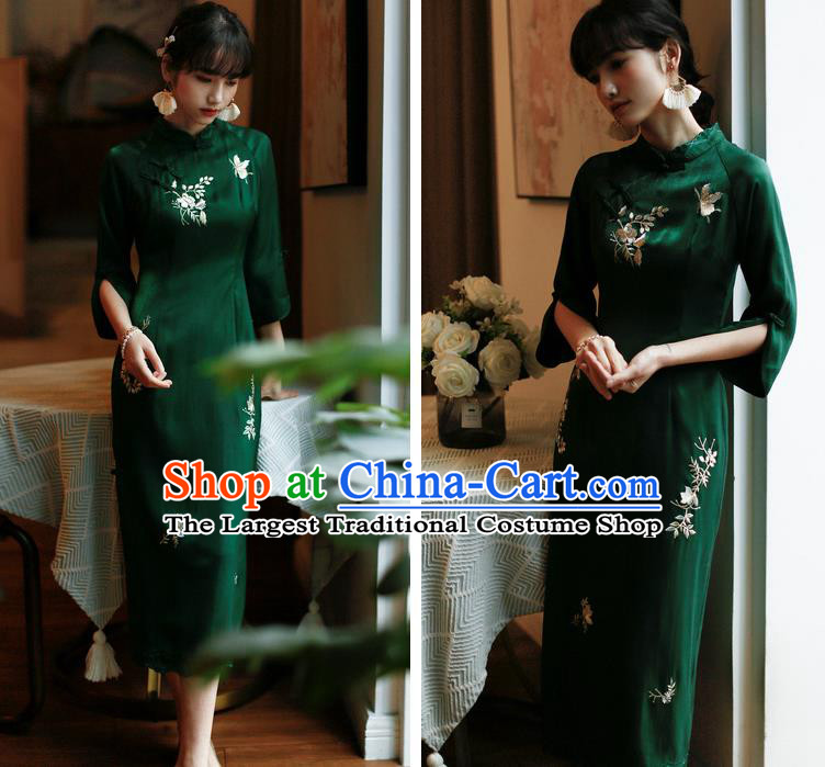 China Modern Deep Green Cheongsam Costume Traditional Young Lady Embroidered Qipao Dress
