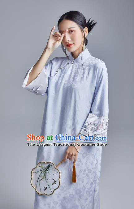 China Classical Embroidered Brocade Cheongsam Costume Traditional Young Lady Blue Silk Qipao Dress