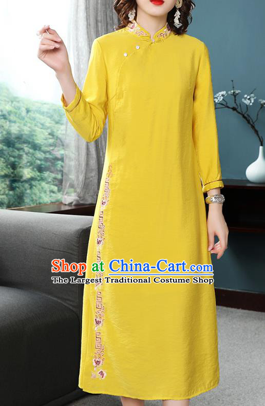 Chinese Tang Suit Embroidered Yellow Cheongsam Costume Traditional Woman Slant Opening Qipao Dress