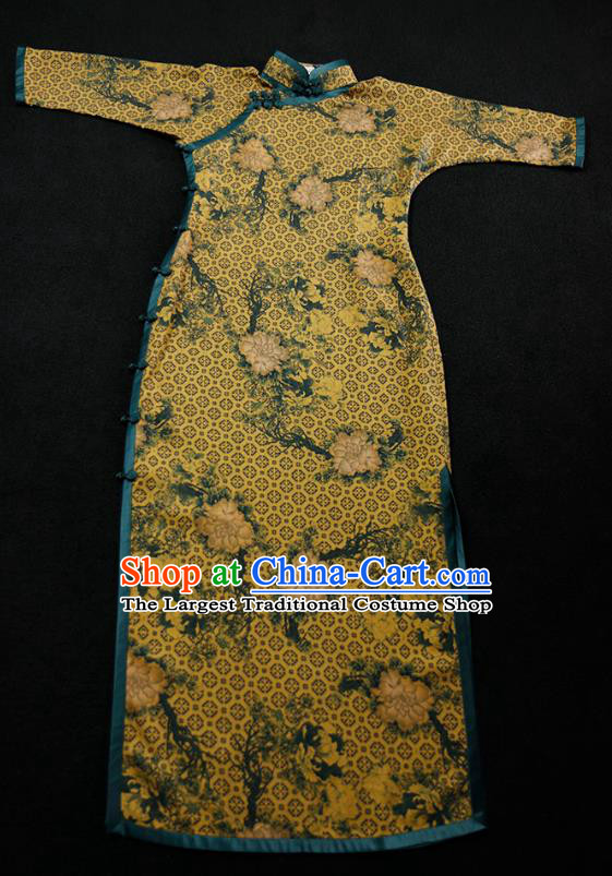 Chinese Classical Yellow Gambiered Guangdong Gauze Cheongsam Costume Traditional Shanghai Lady Qipao Dress