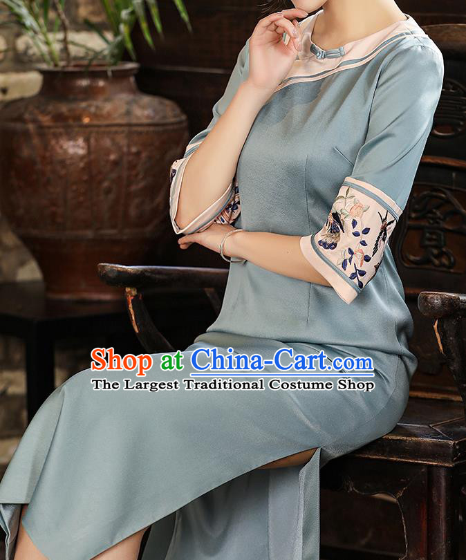 China Classical Embroidered Cheongsam Traditional National Woman Costume Tang Suit Blue Silk Qipao Dress