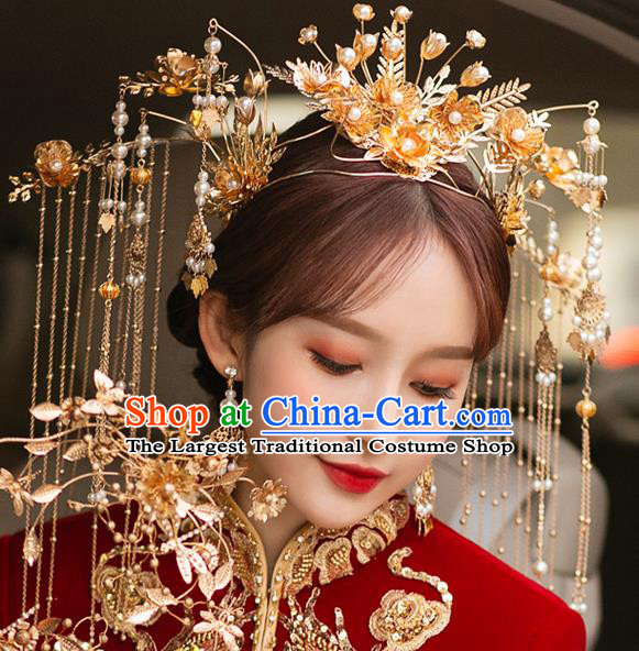 Chinese Bride Hair Clasp Traditional Wedding Hair Accessories Classical Xiuhe Suit Golden Flowers Tassel Hair Crown