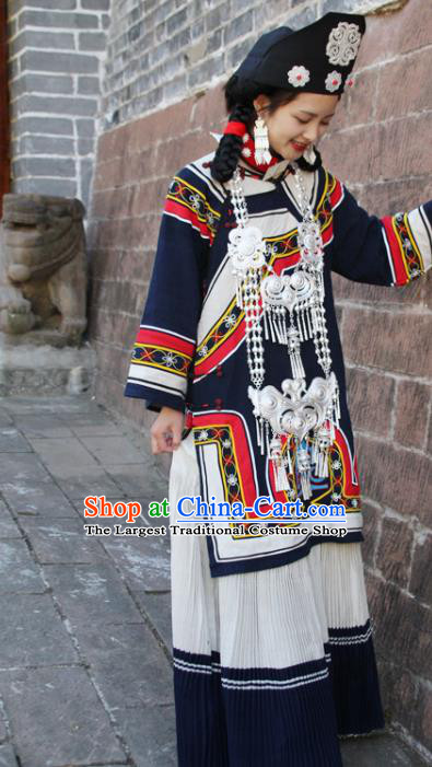 China Traditional Liangshan Ethnic Folk Dance Costumes Yi Nationality Minority Woman Outfits Clothing and Hat
