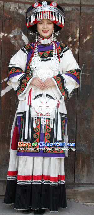 China Yi Nationality Folk Dance White Outfits Clothing Traditional Liangshan Ethnic Wedding Bride Costumes and Hat