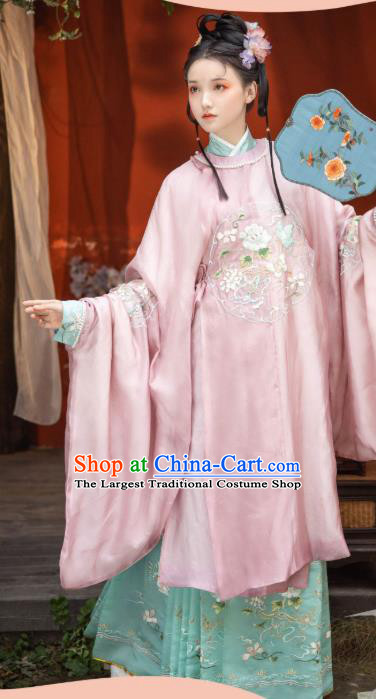 China Ancient Royal Infanta Embroidered Hanfu Garment Traditional Ming Dynasty Nobility Lady Historical Clothing