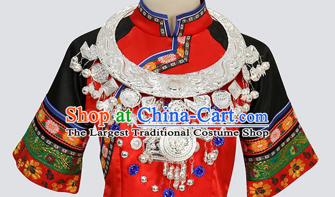 China Traditional Hmong Ethnic Bride Clothing Miao Nationality Stage Performance Costumes