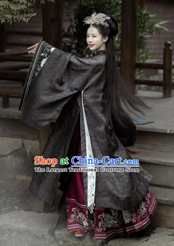 China Ancient Royal Princess Hanfu Dress Apparels Traditional Ming Dynasty Court Woman Historical Clothing