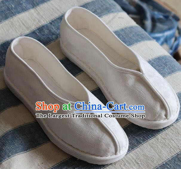 China Handmade Multi Layered White Cloth Shoes National Country Woman Shoes