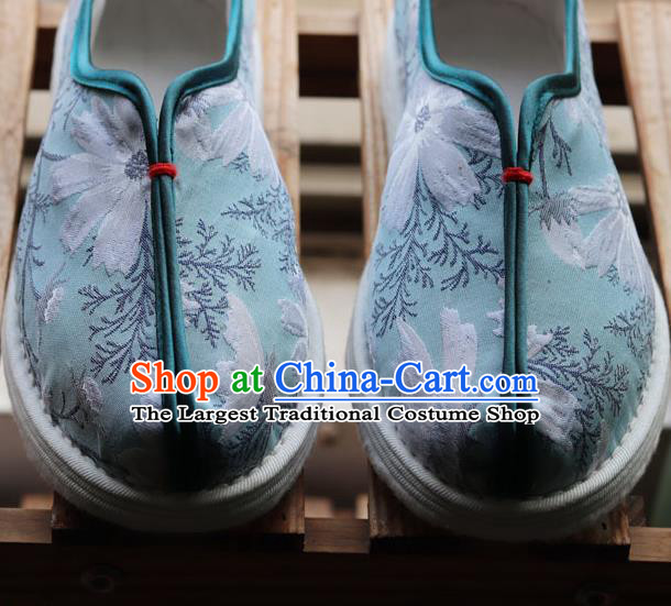 China Handmade Multi Layered Cloth Shoes National Country Woman Green Shoes