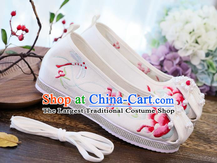 China National Embroidered Shoes Pearls Tassel Hanfu Shoes Handmade White Cloth Shoes