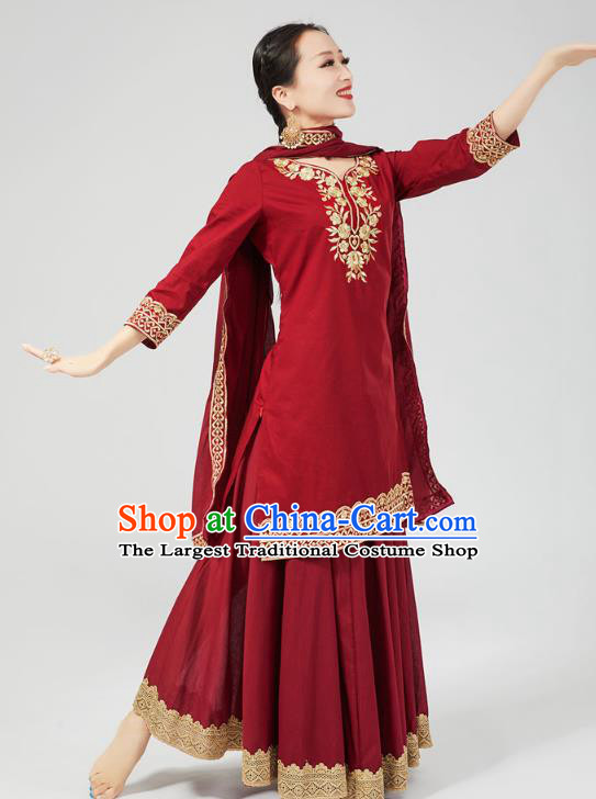 India Traditional Wine Red Punjab Clothing Asian Indian Female Dance Costumes