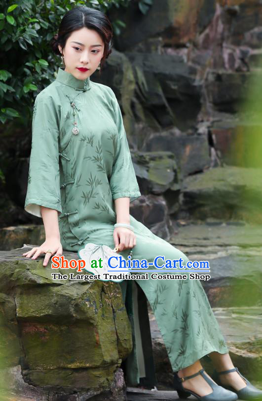 China Traditional Cheongsam Classical Bamboo Leaf Pattern Green Silk Qipao DressChina Traditional Cheongsam Classical Bamboo Leaf Pattern Green Silk Qipao Dress