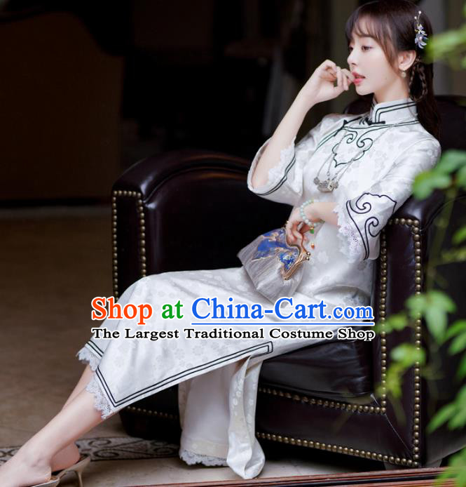 Republic of China Rich Lady Cheongsam Traditional White Silk Qipao Dress Classical Clothing