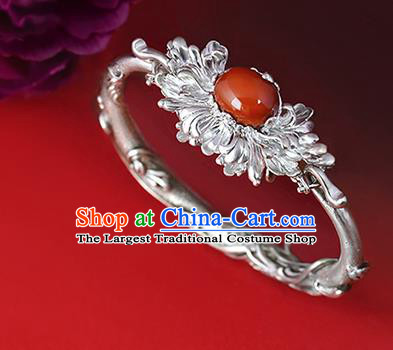 Chinese Traditional Silver Carving Peony Wristlet Accessories National Cheongsam Agate Bracelet
