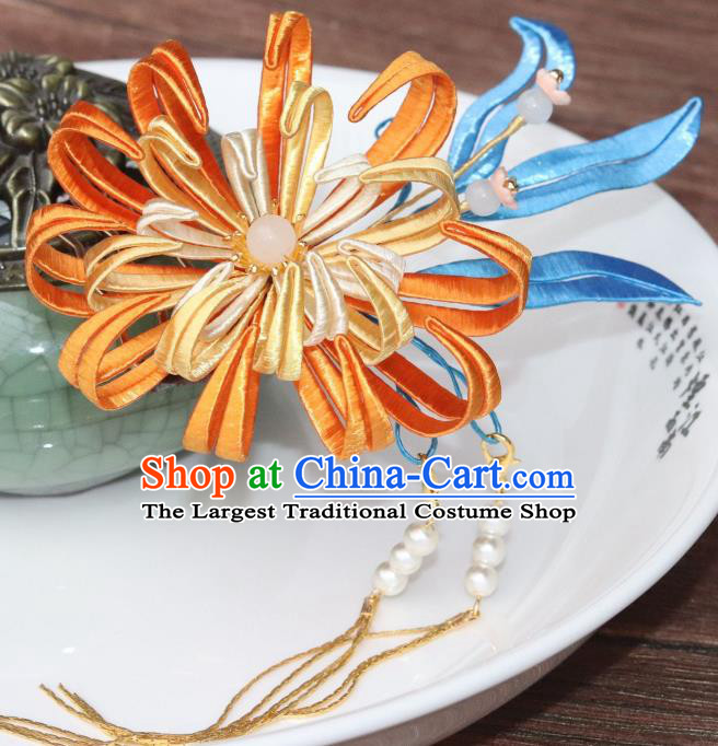 Chinese Ancient Infanta Golden Tassel Hairpin Traditional Ming Dynasty Princess Orange Silk Chrysanthemum Hair Comb