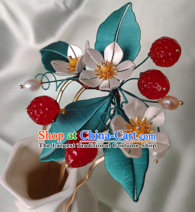 Chinese Ancient Princess Silk Flowers Hair Comb Traditional Ming Dynasty Strawberry Hairpin Hair Accessories