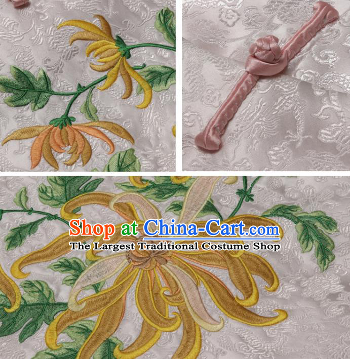 Chinese Tang Suit Upper Outer Garment Traditional Embroidered Chrysanthemum Waistcoat National White Brocade Vest