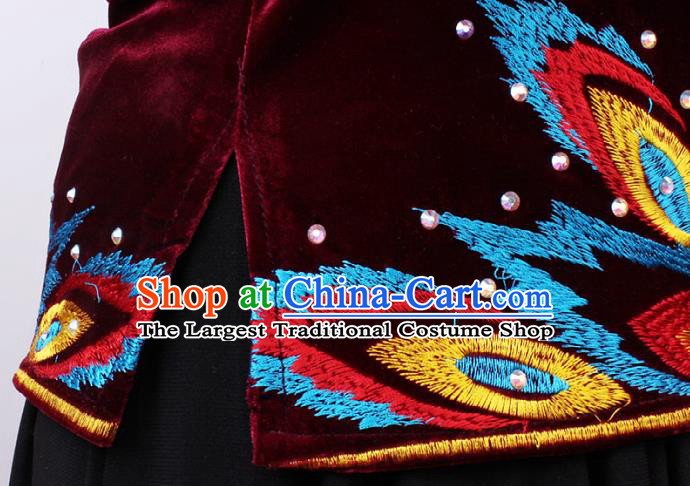 China Traditional Uygur Nationality Folk Dance Waistcoat Clothing Xinjiang Ethnic Woman Wine Red Velvet Vest