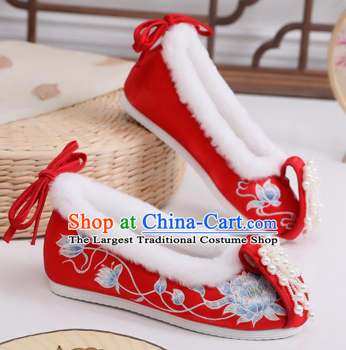China National Embroidered Epiphyllum Shoes Traditional Wedding Red Cloth Shoes Handmade Winter Pearls Tassel Shoes