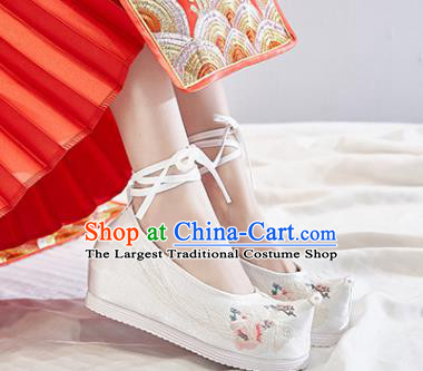 China Traditional White Cloth Shoes Handmade Ancient Princess Shoes National Embroidered Phoenix Shoes