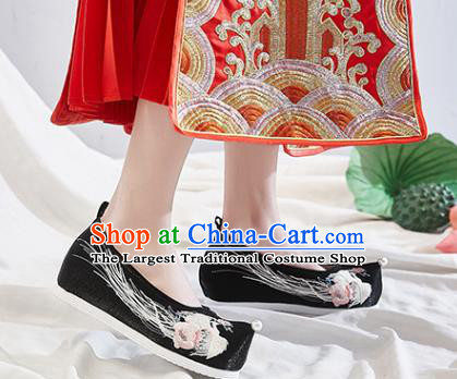 China Handmade Ancient Princess Shoes National Embroidered Phoenix Shoes Traditional Black Satin Shoes