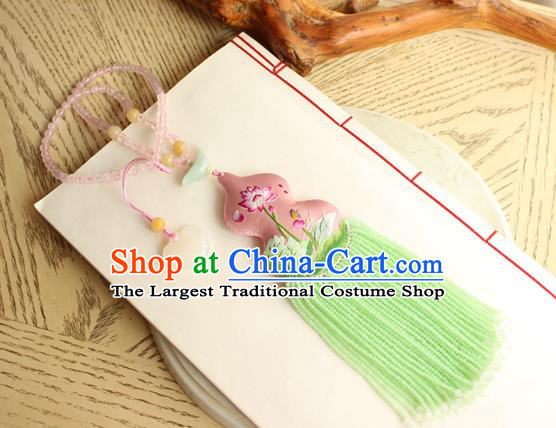 China Handmade Embroidered Pink Gourd Sachet Necklet Accessories Traditional Cheongsam Green Beads Tassel Necklace