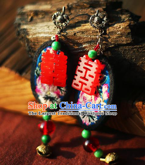 China Traditional Cheongsam Embroidered Ear Accessories National Wedding Golden Bell Earrings