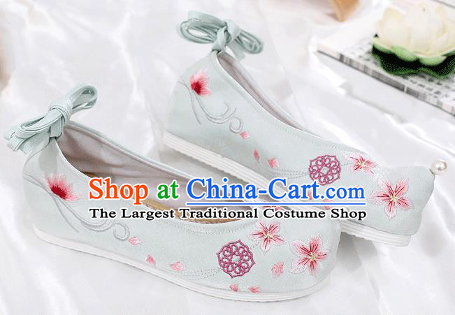 China Ancient Princess Light Blue Shoes Traditional Hanfu Bow Shoes Embroidered Shoes