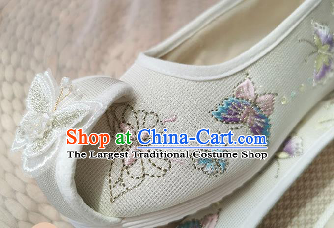 Chinese Traditional Embroidered Light Green Cloth Shoes Classical Hanfu Butterfly Shoes National Folk Dance Shoes